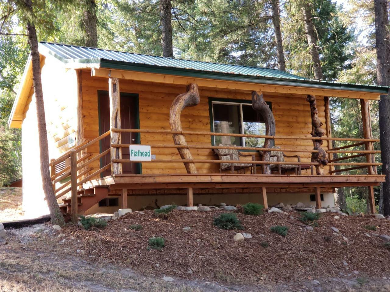 Riverfront Motel & Cabins Thompson Falls Exterior foto